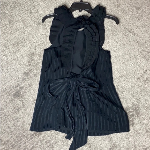 BCBG Ruffle Backless top - Picture 3 of 5